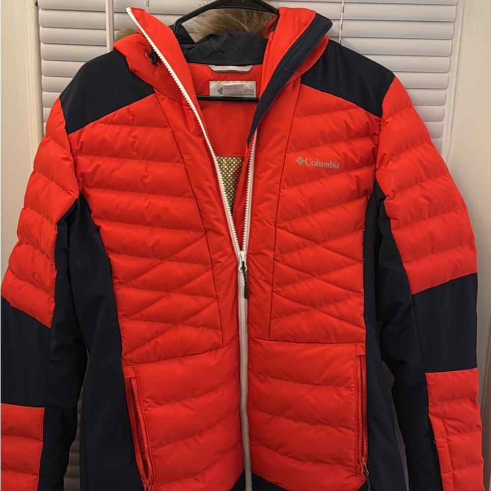 Columbia winter ski/snowboarding insulated jacket